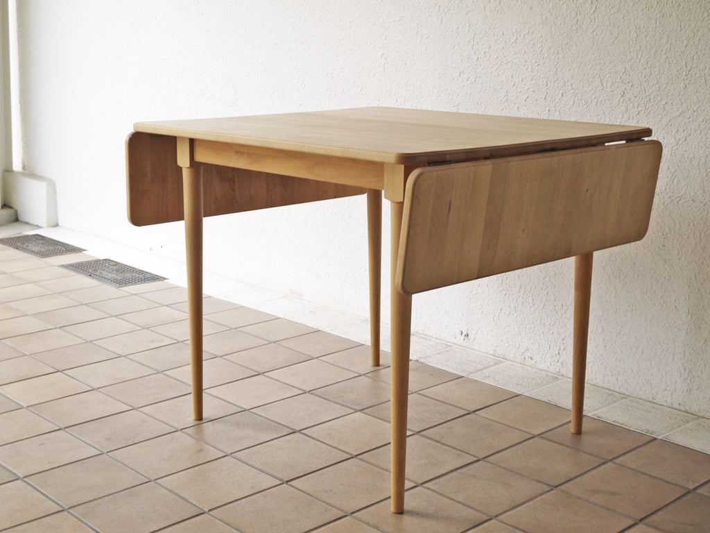 モモナチュラル Momo Natural バンフ BANFF バタフライテーブル アルダー材 エクステンション ダイニングテーブル 廃番 中古品 買い取りしました。