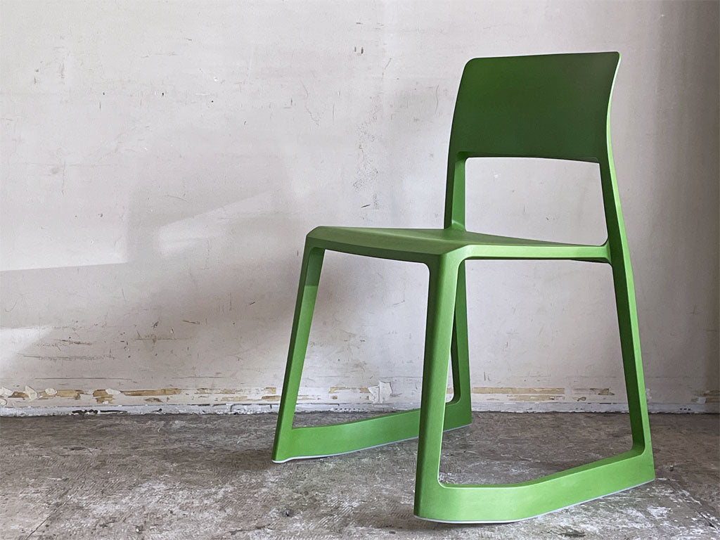 ヴィトラ Vitra ティプトン Tipton チェア スタッキングチェア チルト機能 ロッキングチェア カクタスグリーン 廃番カラー 中古品 買い取りしました。