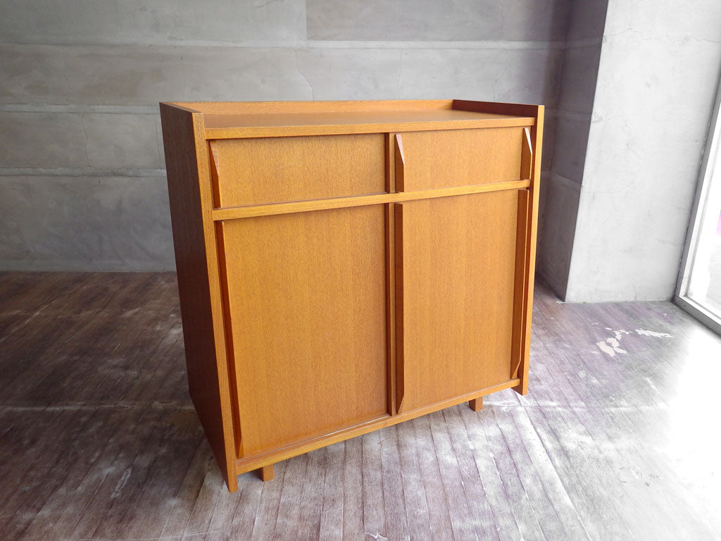 グラフ graf ナラティブ Narrative バコ Baco キャビネット タモ材 AVキャビネット 収納家具 スライド扉 コード穴 定価￥146,300- 中古品 買い取りしました。