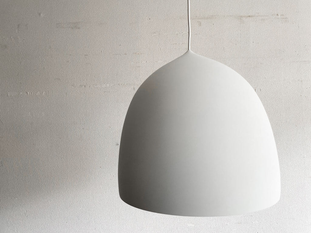 フリッツハンセン Fritz Hansen ライトイヤーズ LIGHTYEARS サスペンス SUSPENCE P2 ペンダントライト マットホワイト ガムフラテージ 箱付 未使用保管品 中古品 買い取りしました。