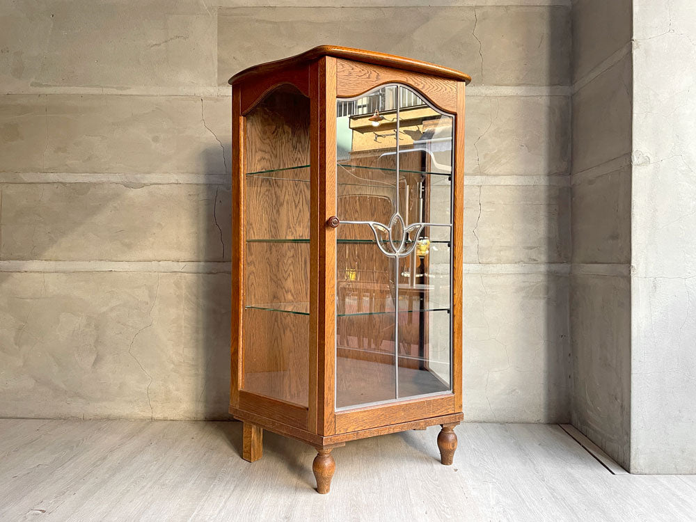 三越家具 ブルージュ Brugge キュリオケース コレクションケース オーク材 ステンドグラス カントリーハウス 英国スタイル 中古品 買い取りしました。