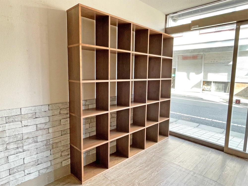無印良品 MUJI スタッキングシェルフ 5段5列 ウォールナット材 オープンシェルフ ブックシェルフ 本棚 飾り棚 定価87,700円 中古品  買い取りしました。