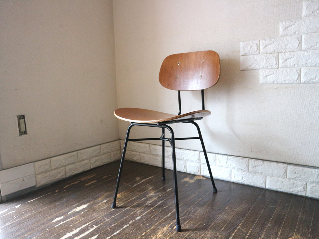 グラフ graf プランクトンチェア Plankton chair チーク材 スチール ダイニングチェア カフェチェア インダストリアル 中古品  買い取りしました。