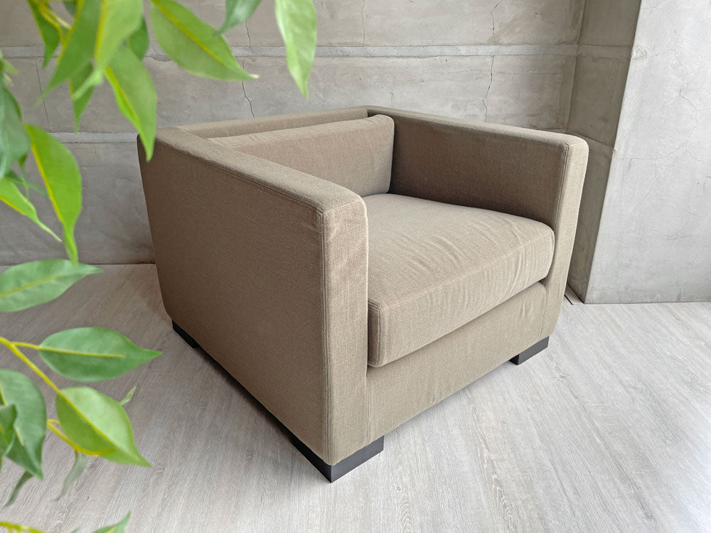 カトリーヌメミ CATHERINE MEMMI モントーク MONTAUK 1P SOFA カッシーナ Cassina ixc. 取扱い ～静謐さのかたち～