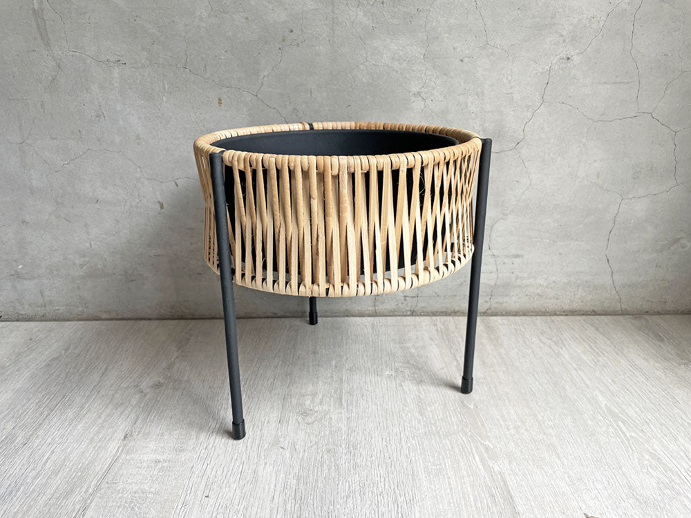 オード コペンハーゲン Audo Copenhagen メニュー menu ウマノフプランター アーサー・ウマノフ H27cm 北欧 中古品 買い取りしました。
