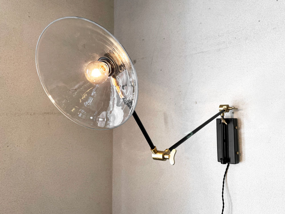 デカール DECAL ディーストック D.Stock ウォールライト ガラスシェード ブラックカラー スチール×ブラス 2アーム 直付け 要電気工事 インダストリアルデザイン 中古品  買い取りしました。