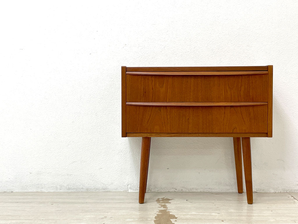 デンマークビンテージ Danish vintage チーク材 サイドチェスト ミニチェスト 抽斗2杯 北欧家具 中古品 買い取りしました。