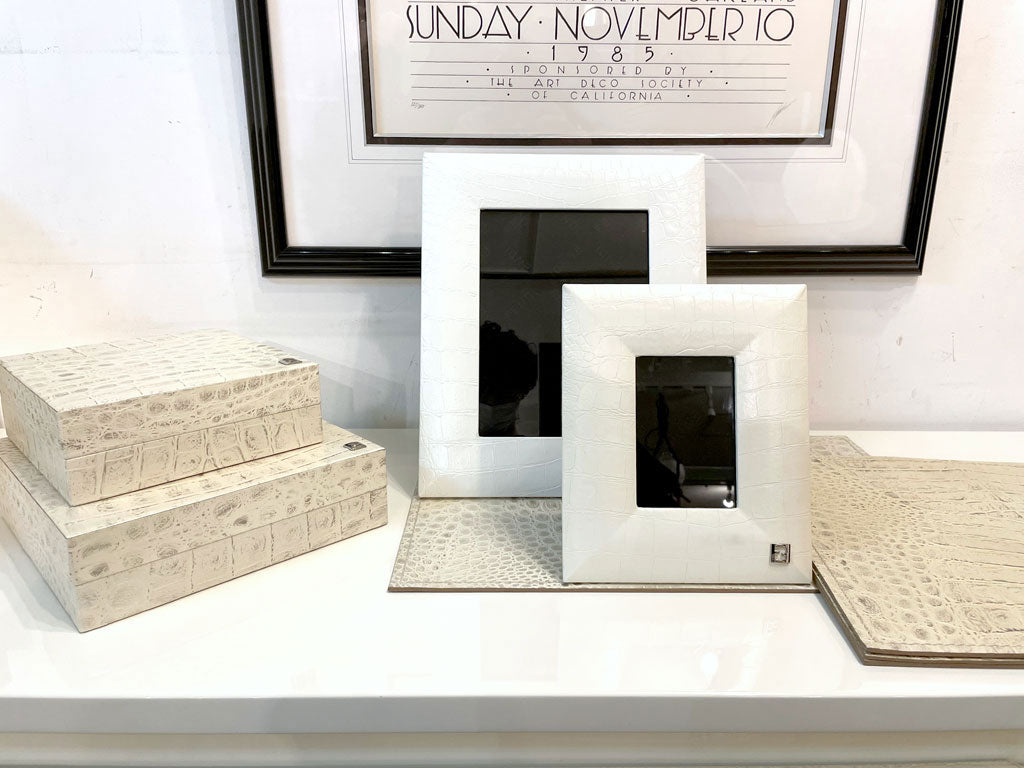 フェンディカーサ FENDI CASA 牛革 ランチョンマット＆フォトフレーム＆小物入れ 中古品 買い取りしました。