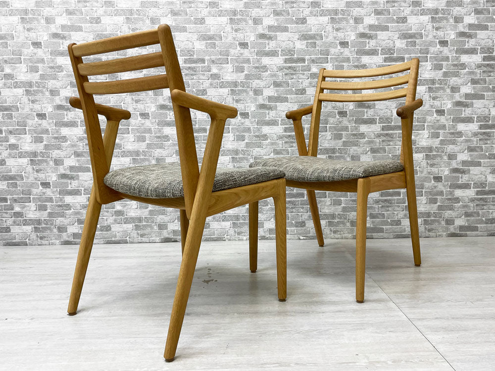 シキファニチア SIKI FURNITURE ステッキセミアームチェア ダイニングチェア ファブリック グレー系 オイル仕上げ ナチュラル 中古品 買い取りしました。