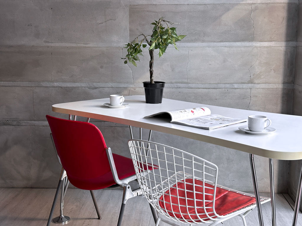 カルテル Kartell マックステーブル MAX TABLE ホワイト ミーティングテーブル 固定脚 フェルーチョ・ラヴィアーニ Ferruccio Laviani 定価￥197,500-   買い取りしました。