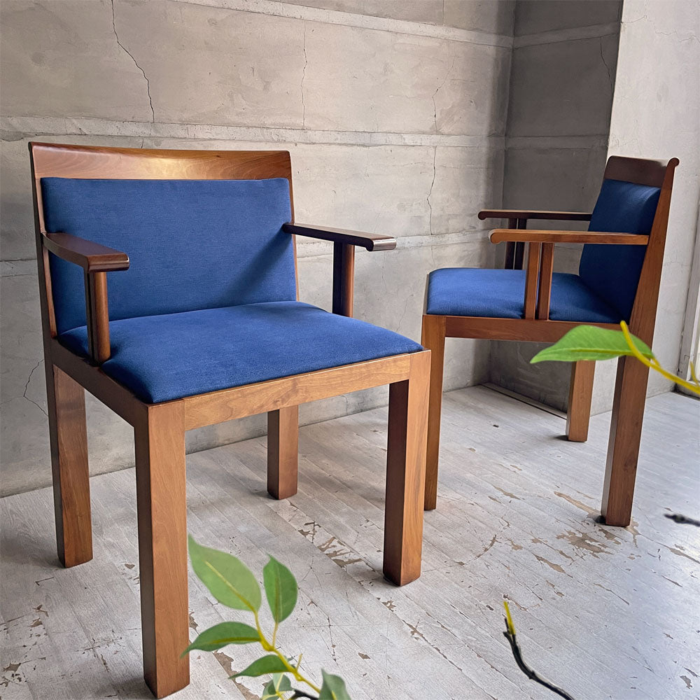 モルテーニ Molteni&C テアトロ Teatro アームチェア ダイニングチェア チェリー材 アルド ロッシ Aldo Rossi & ルカ メダ Luca meda イタリアビンテージ ～静かな存在感～