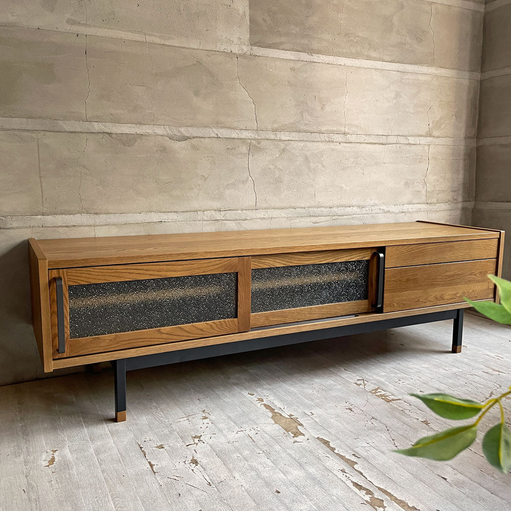 【学芸大学店】クラッシュゲート CRASH GATE イージーライフ Easy Life ジンロ ZINRO テレビボード TV BOARD AVボード W160cm オーク材 モザイクガラス戸 ブラックスチール 抽斗2杯 買取させていただきました。