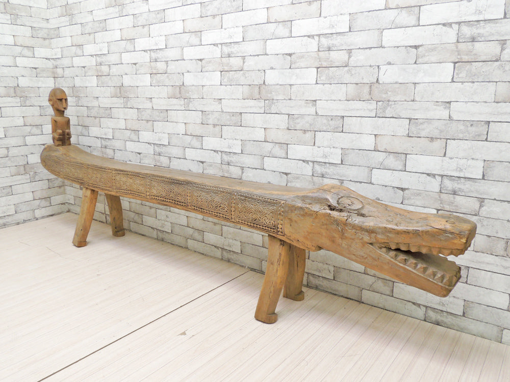 アジアン家具 無垢材 木彫り ワニ ベンチ ディスプレイ台 プリミティブ 民族 W260cm  中古品 買い取りしました。