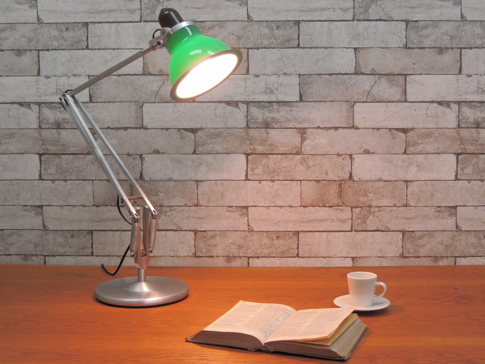 アングルポイズ ANGLEPOISE Type 1228 グリーン Mid Green デスクランプ ケネス・グランジ イギリス 定価:\47,300-  中古品 買い取りしました。