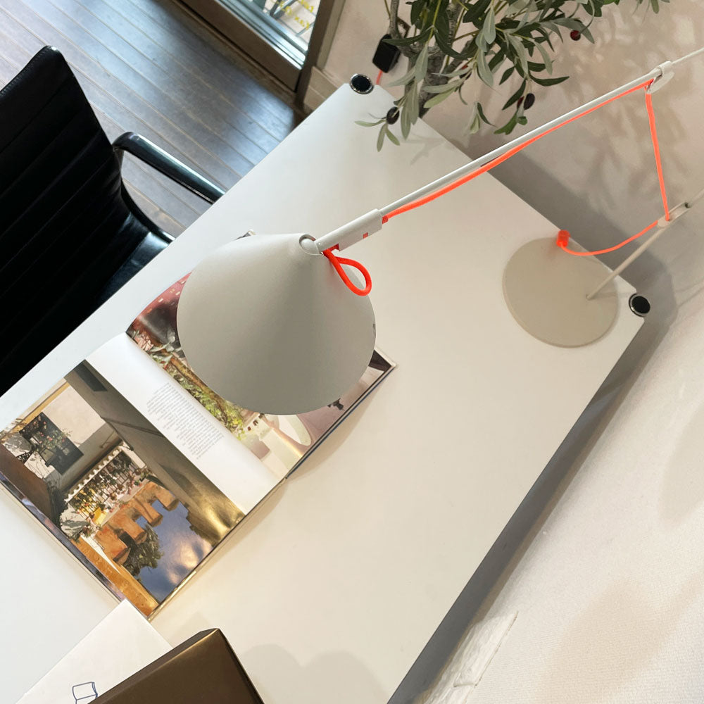 ミッドガード・リヒト Midgard Licht アイノ AYNO S テーブルランプ デスクライト ステファン・ディーツ Stefan Diez ドイツ ～思考の夜を釣り上げる～