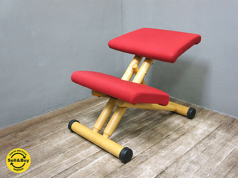 ノルウェー Varier ／ ヴァリエール社 （ by STOKKE ）が放つ子供から大人迄座れるエルゴノミックバランスチェア  『 MALTI balans （マルチバランス） 』 【買取と販売とレンタルのお店】