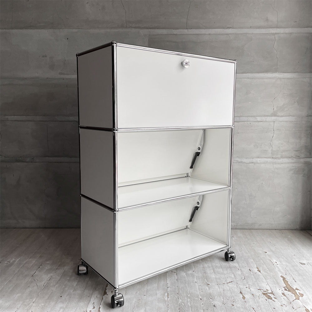 【学芸大学店】USMハラー USM Haller モジュラーファニチャー 1列3段 両面キャビネット マガジンシェルフ ドロップダウンドア アングルシェルフ キャスター付 参考定価￥257,567- ♪ 買取させていただきました。