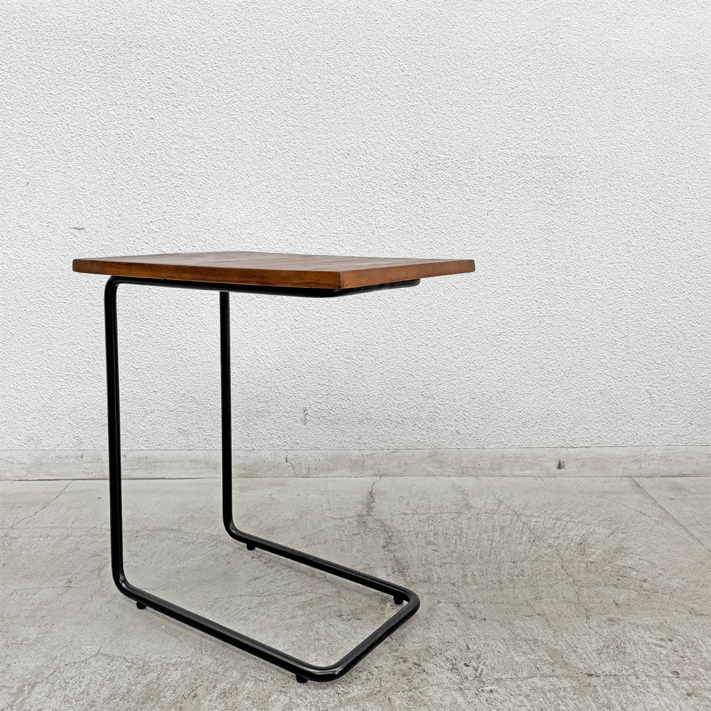 【登戸BASE店】クラッシュゲート CRASH GATE ノットアンティークス Knot antique チャイ CHAY サイドテーブル オールドパイン材 W31cm 関家具 定価￥19,250- 買取させていただきました。