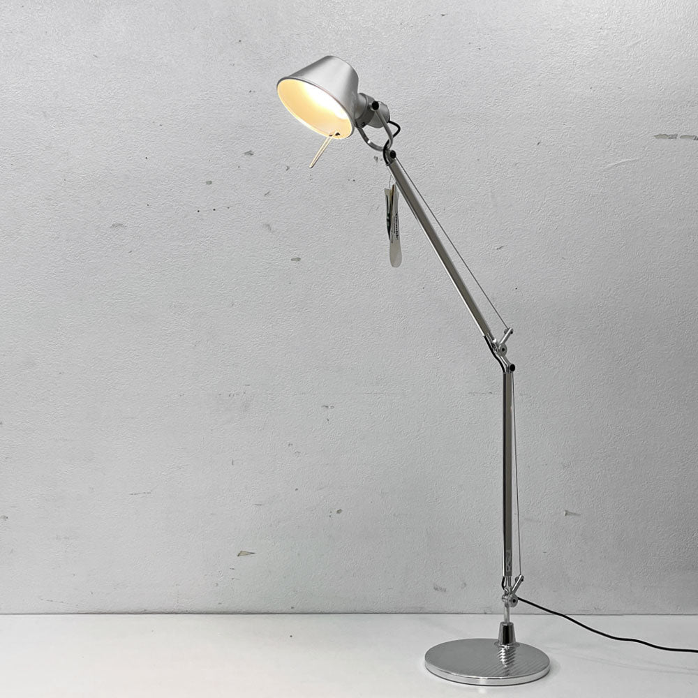 【祖師ヶ谷大蔵店】アルテミデ Artemide トロメオ TOLOMEO タボロ Tavolo LED デスクランプ テーブルライト アルミ 箱付き ミケーレ・デ・ルッキ イタリア 買取させていただきました。