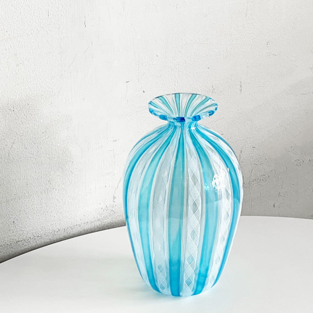 【自由が丘店】バラリン BALLARIN レースガラス フラワーベース 花瓶 ムラーノ MURANO ベネチアングラス H17.5cm イタリア 工芸品 買取させていただきました。