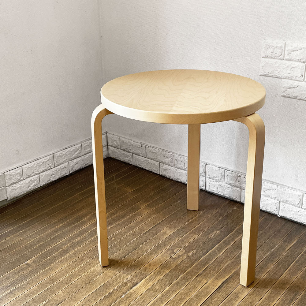 【経堂店】アルテック artek 90C カフェテーブル バーチ材 ナチュラルラッカー Φ60 脚カットオーダー品 ラウンド アルヴァ・アアルト 北欧家具 フィンランド 買取させていただきました。