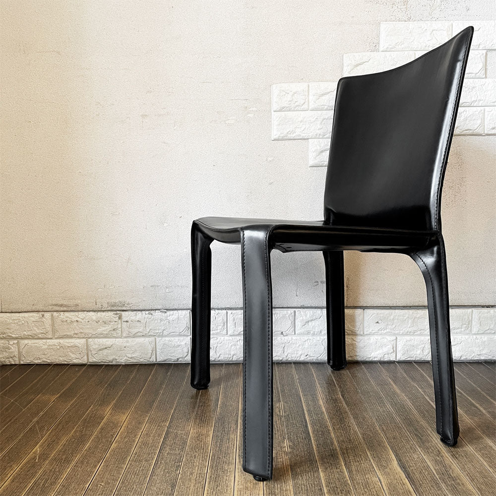 【経堂店】カッシーナ Cassina キャブチェア 412 CAB アームレス 本革 ブラック マリオ・ベリーニ イタリア モダンデザイン 定価￥308,000- 買取させていただきました。
