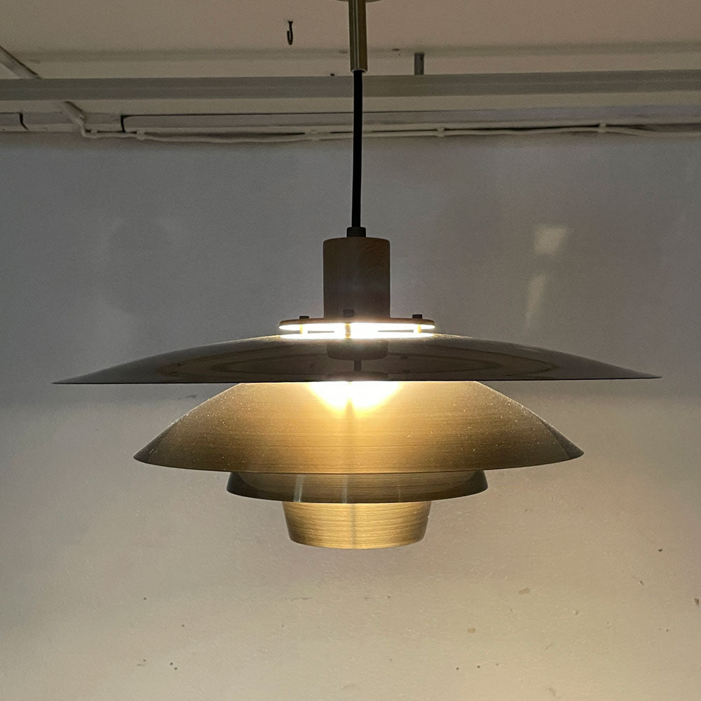 【祖師ヶ谷大蔵店】インターフォルム INTERFORM ミッケリ Mikkeli ペンダントライト LT-3796-8 ゴールド系カラー 木調塗装 説明書・箱付き 美品 買取させていただきました。