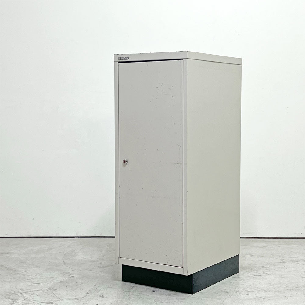 【祖師ヶ谷大蔵店】ビスレー BISLEY A4 39/1 キャビネット 1ドア 35x46xH94cm オフホワイト オフィス 店舗什器 イギリス 買取させていただきました。