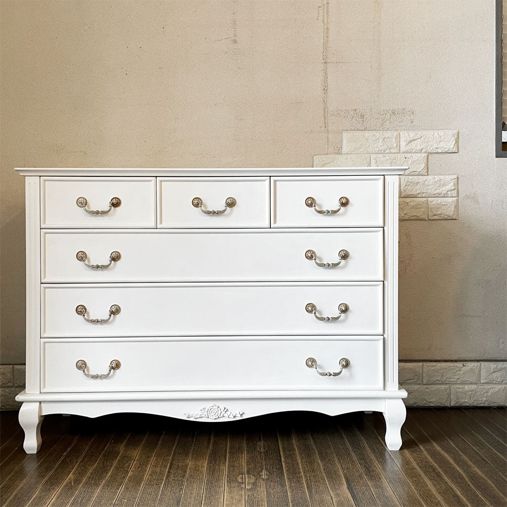 【経堂店】フレンチアンティークスタイル French Antique Style ホワイトペイント チェスト 4段6ドロワー W110cm シャビーシック ロココ調 買取させていただきました。