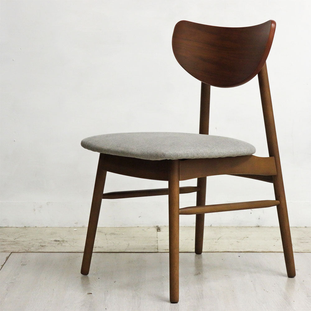 【祖師ヶ谷大蔵店】ビーカンパニー B-Company トランク ダイニングチェア ラバーウッド 北欧デザイン 買取させていただきました。