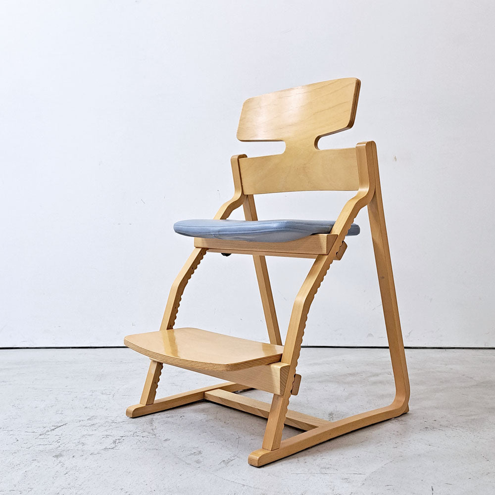 【祖師ヶ谷大蔵店】豊橋木工 TOYOMOKU アップライトチェア UPRIGHT CHAIR ナチュラル × アクアブルー 交換用座面カバー付き PVC ベビーチェア キッズチェア 買取させていただきました。