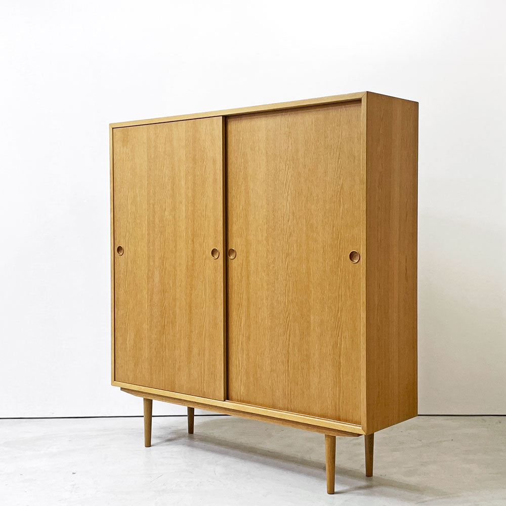 【祖師ヶ谷大蔵店】カールアンダーソン＆ソナー Karl Andersson & soner チーク材化粧合板 キャビネット 引き戸 W135cm ボーエ・モーエンセン スウェーデン 北欧家具 買取させていただきました。