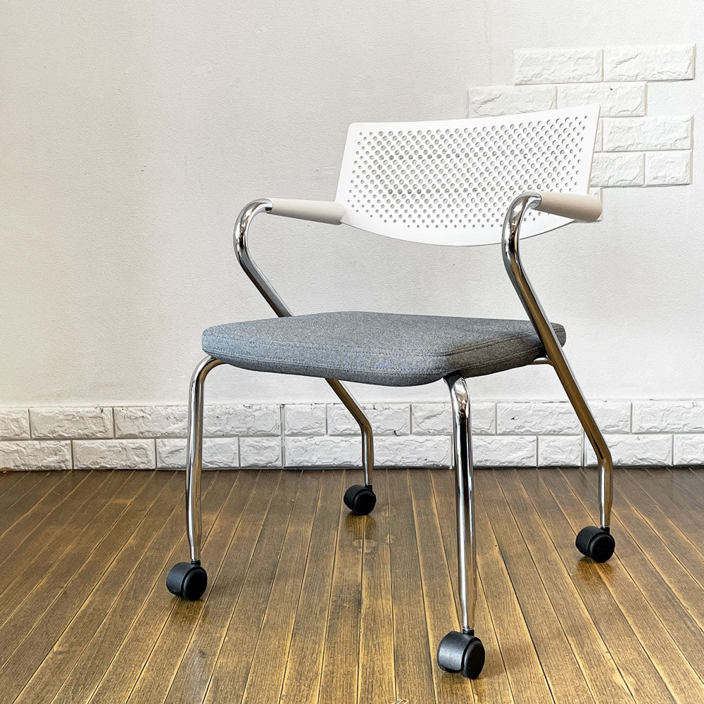 【経堂店】ヴィトラ vitra ザロール Visaroll デスクチェア ミーティングチェア キャスターベース スタッキング アントニオ・チッテリオ 買取させていただきました。