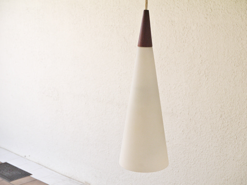 ホルムガード HOLMEGAARD フロストガラス チーク材 ビンテージ ペンダントライト デンマーク 中古品 買い取りしました。