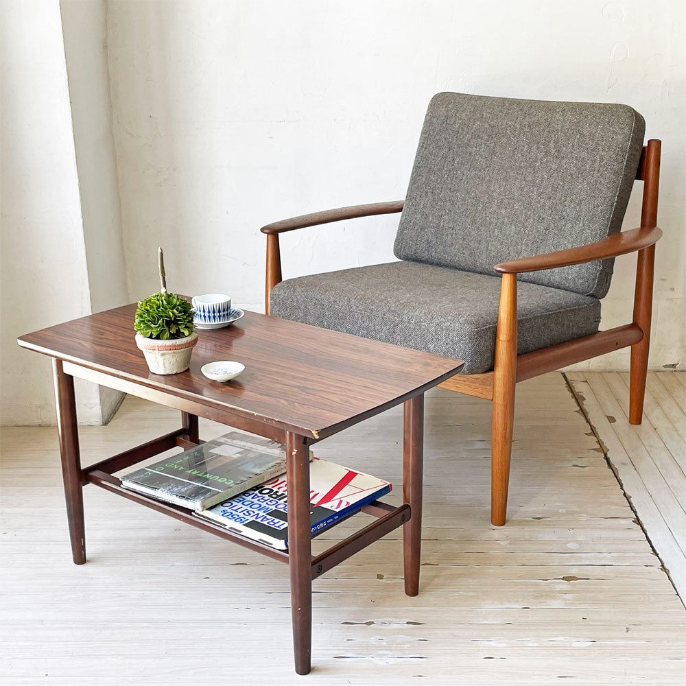 【下北沢店】カリモク Karimoku デコラトップ天板 ローテーブル リビングテーブル マガジンラック付 W75cm ジャパンビンテージ レトロ 和家具 ミッドセンチュリー オールドカリモク 買取させていただきました。