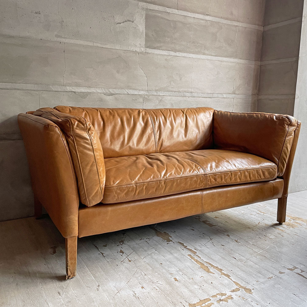 ハロ HALO レッジオ REGGIO 2P SOFA 2人掛けソファ レザー 牛本革 オールドサドルナッツカラー 英国家具 廃番 ～レザーが魅せる英国家具～