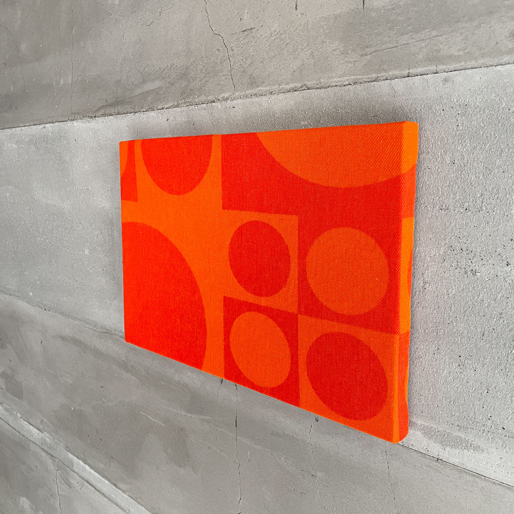 【学芸大学店】イノベーション INNOVATION ジオメトリ Geometri ファブリックパネル オレンジ ミッドセンチュリー スペースエイジ ヴェルナー・パントン Verner Panton 買取させていただきました。