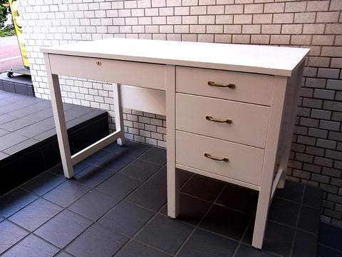 ガーリーホワイトが目を惹くシンプル＆ナチュラルなデスク～ Momonatural/モモナチュラル　CIELE シエルシリーズ　片袖デスク【買取と販売とレンタルのお店】