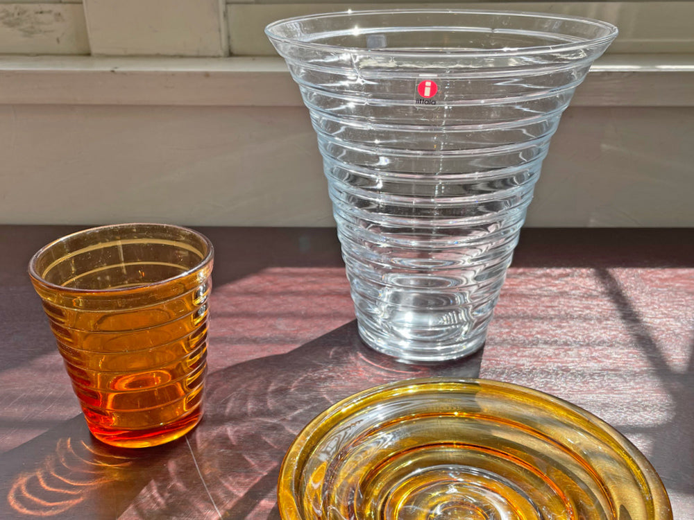 カルフラ KARHULA ボルゲブリック Bolgeblick アンバー ＆ イッタラ iittala アイノ・アアルト フラワーベース クリア  中古品 買い取りしました。