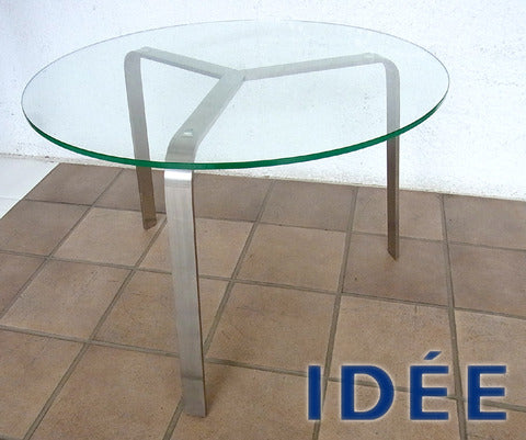 シンプルイズベスト！ アーバンな装いの"IDEE（イデー）"ガラストップテーブル 『IR TABLE S （イールテーブルS）』 【出張買取＆販売】