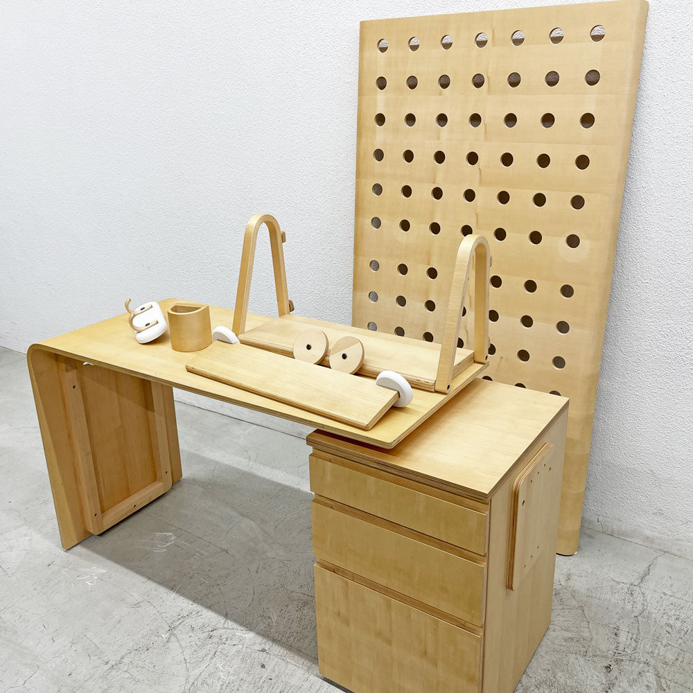 【登戸BASE店】アクタス ACTUS ヴァリオ VARIO デスク パネルセット オプション5点 メープル材 プライウッド 参考価格￥224,400- 買取させていただきました。