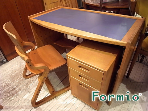 本当の豊かさを伝えられる家具 ～ Formio / フォルミオ　デスク ・ チェア ・ チェストワゴン 3点セット GKデザイン【買取＆販売＆レンタル】