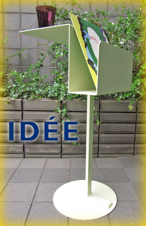 「 e by IDEE （ イデー ） 」 発 " コンスタンチン・グルチッチ " デザイン 『 モノテーブル 』 廃盤：アイボリーカラー ～ インダストリアルデザインの美的要素が凝縮したサイドテーブル！～