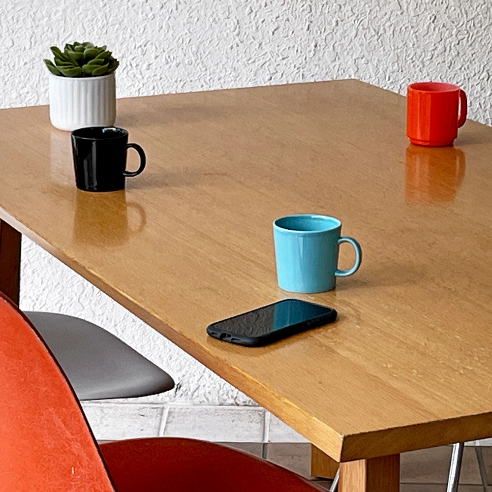 カンディハウス CONDE HOUSE ツイスト TWIST ダイニングテーブル オーク無垢材 ナチュラル 佐戸川清 廃番～暮らしを彩る1台～