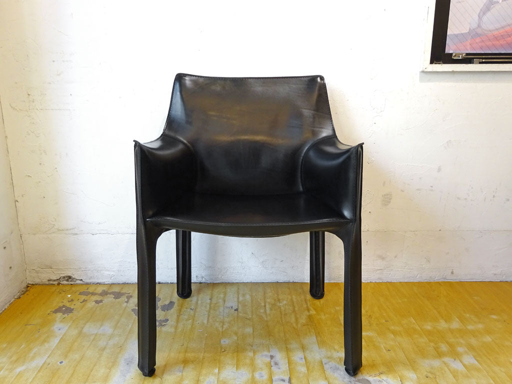 カッシーナ Cassina キャブ アームチェア 413 CAB 本革 ブラック 展示品 マリオ・ベリーニ イタリア製 下北沢店 中古品 買い取りしました。