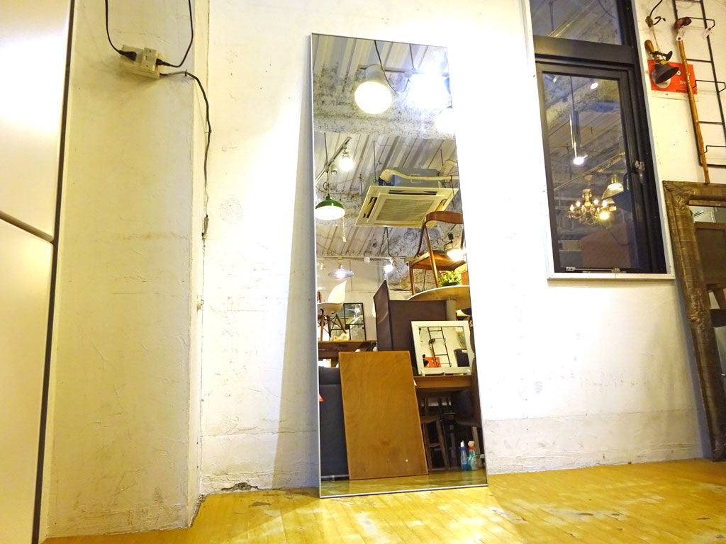 CASSINA カッシーナ UTE ウテ スタイルミラー 下北沢店 中古品 買い取りしました。