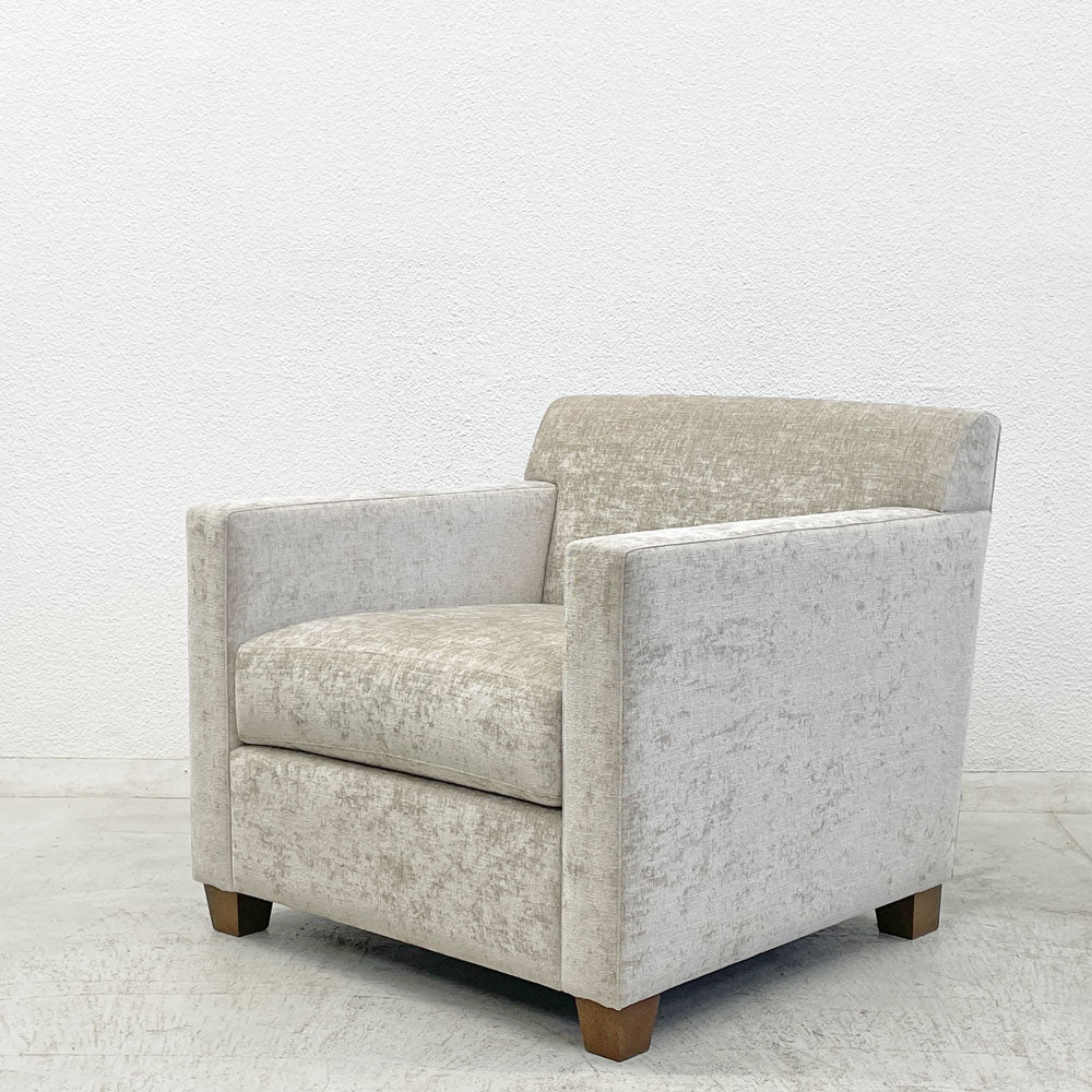 【登戸BASE EC店】カッシーナ イクスシー Cassina ixc キャプテン CAPTAIN 1シーターソファ ファブリック フィリップ・ユーレル  買取させていただきました。