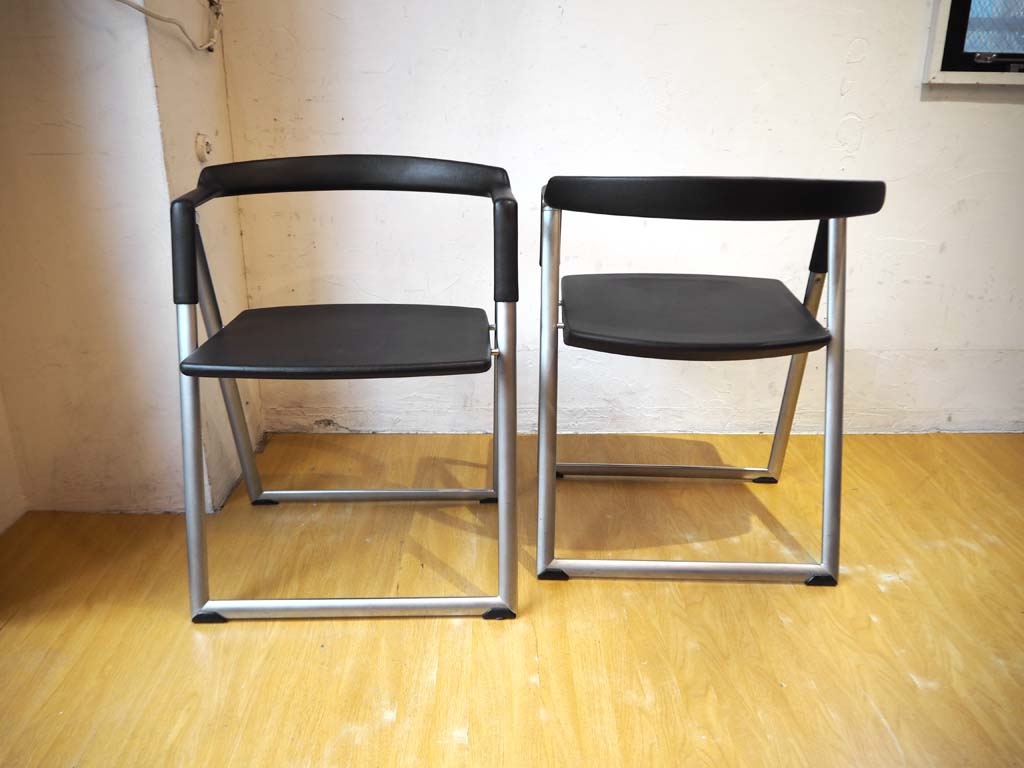カッシーナ イクスシー Cassina ixc. ブロンクス BRONX フォールディングチェア 2脚セット 川上元美 ～ 折畳椅子でありながら、快適な座り心地とスタイリッシュなデザインチェア