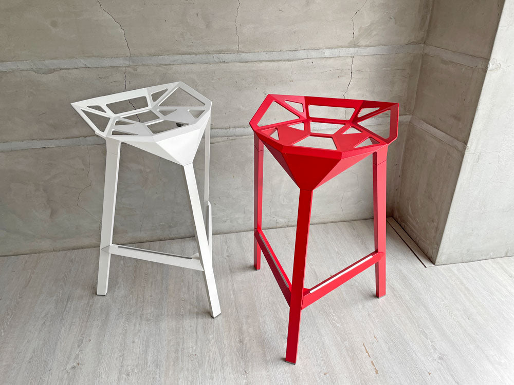 マジス MAGIS スツールワン STOOL_ONE カウンターチェア コンスタンティン・グルチッチ イタリア家具 ホワイト レッド 計2脚 中古品 買い取りしました。