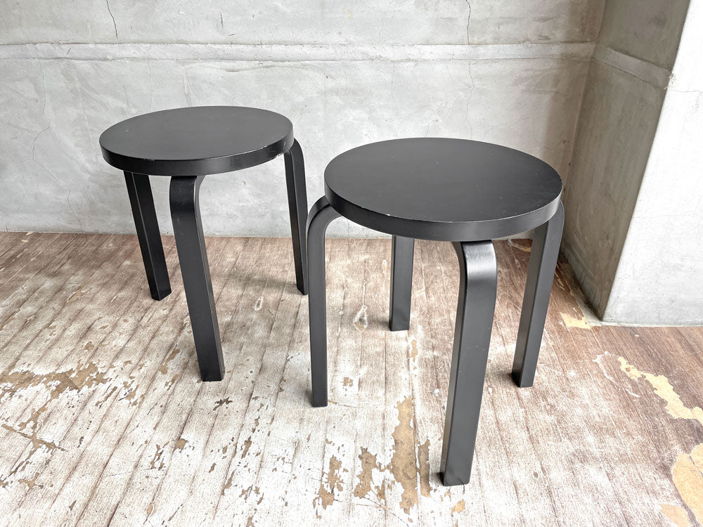 アルテック artek スツール60 ブラックラッカー 3本脚＆4本脚 80周年記念 アルヴァ・アアルト バーチ無垢材 中古品 買い取りしました。